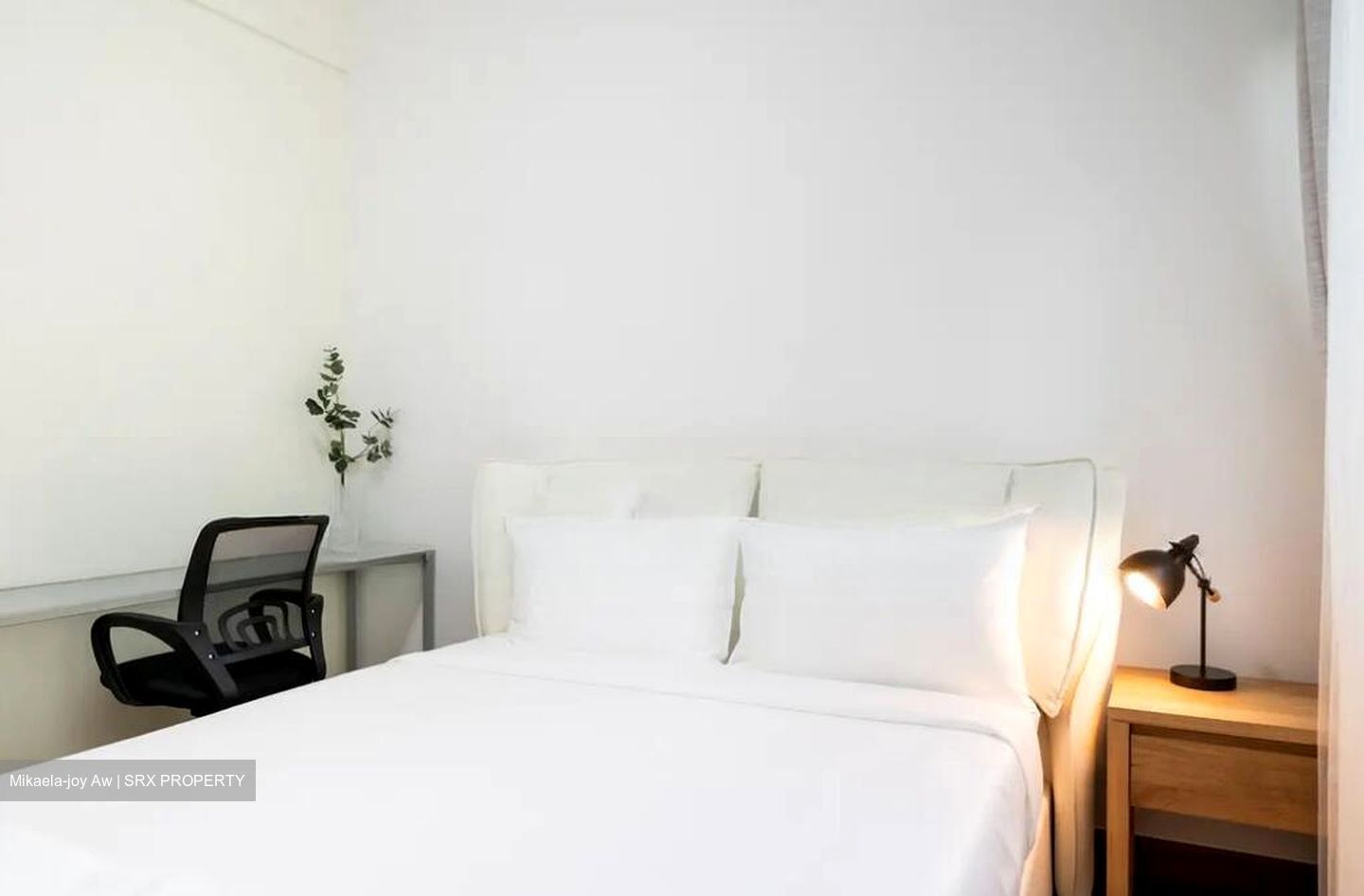 Dmanor (D16), Terrace #502296881